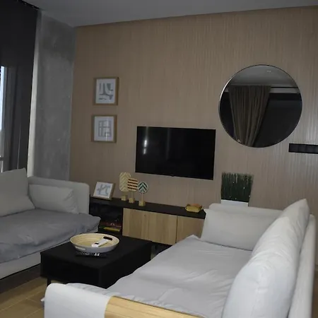 Apartment The Flirt Of
