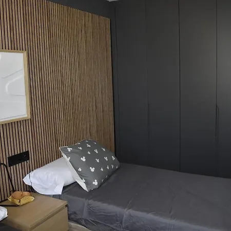 The Flirt Of Dénia