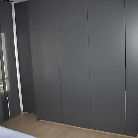 The Flirt Of * 德尼亚